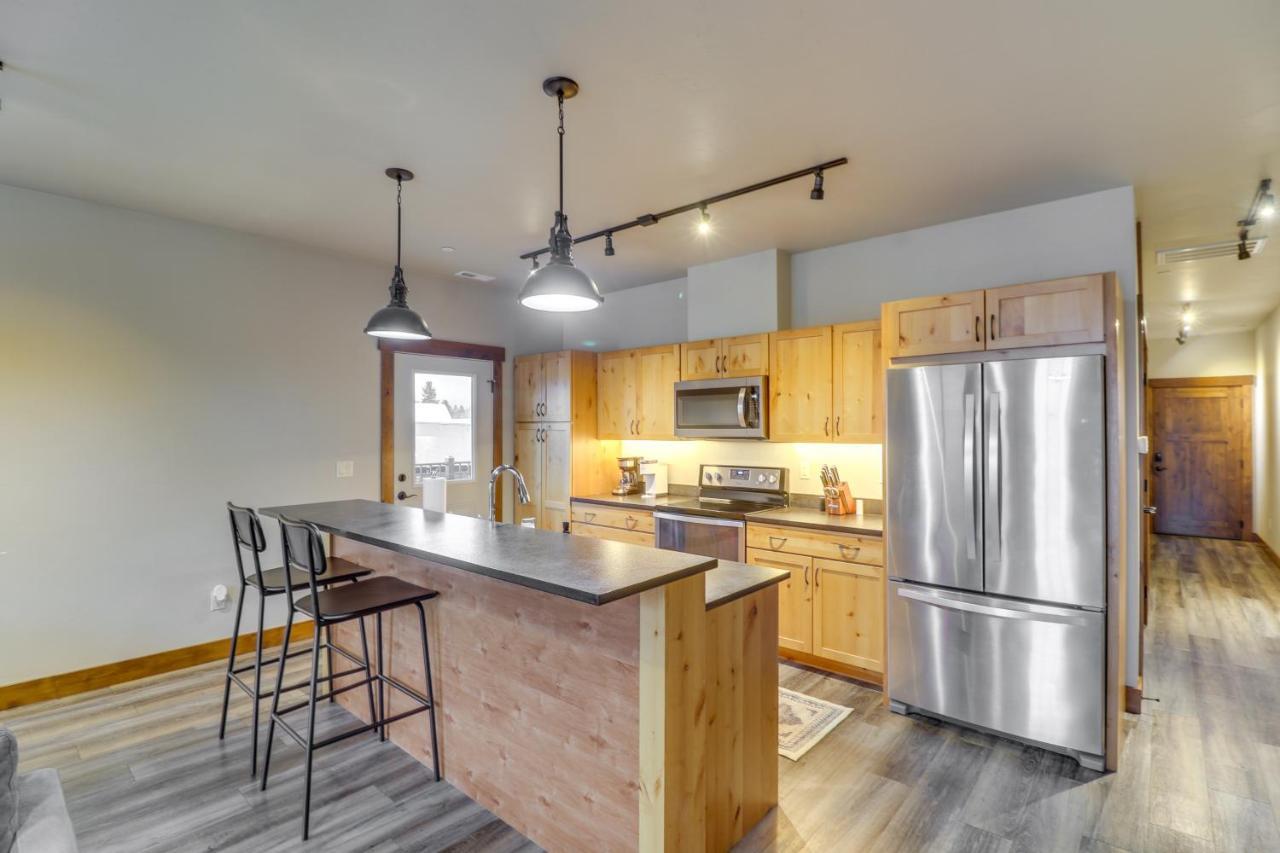 Downtown Columbia Falls Condo 16 Mi To Ski Resort Exterior photo